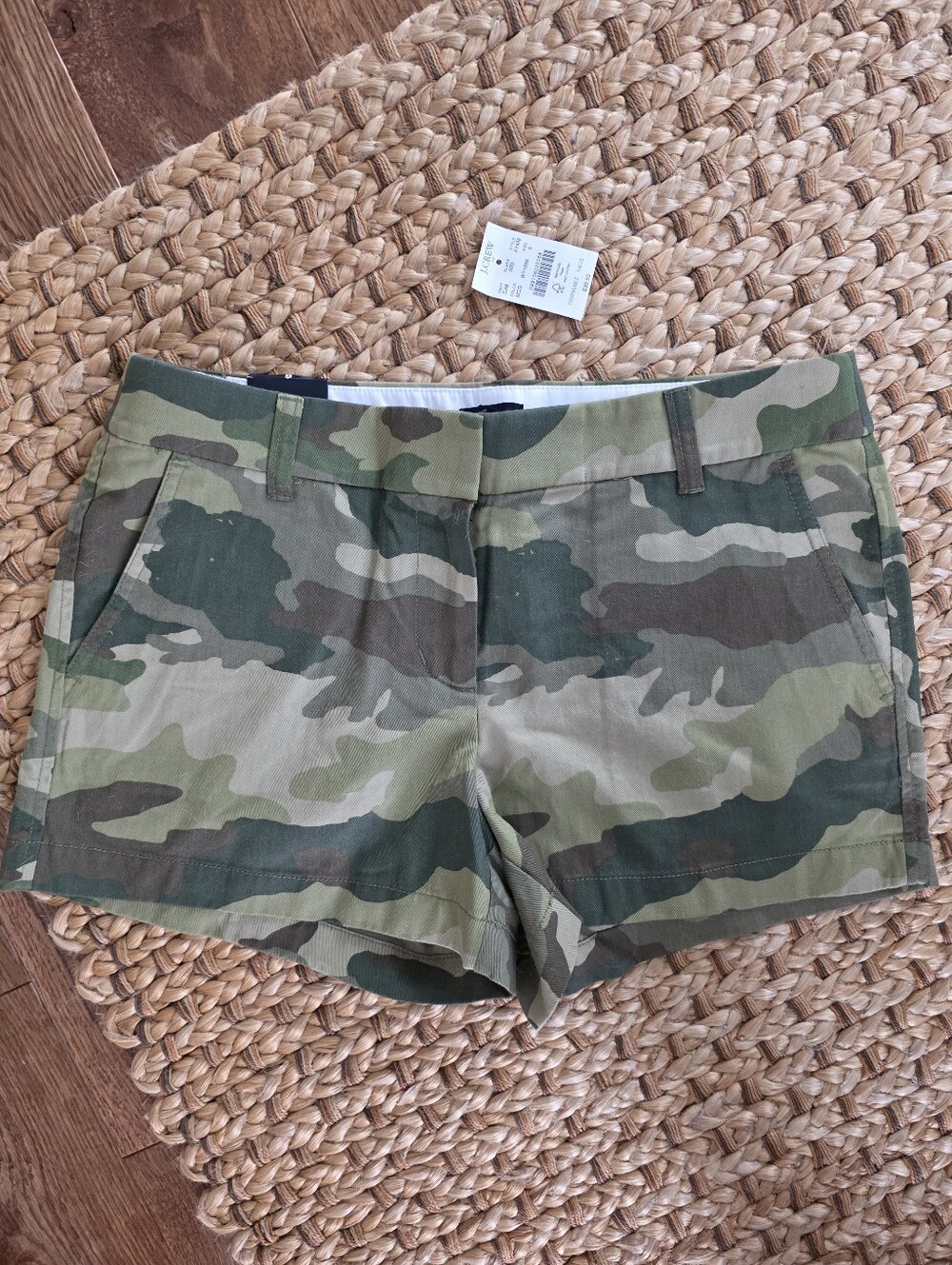 NWT J CREW CAMO SHORTS SIZE 6
